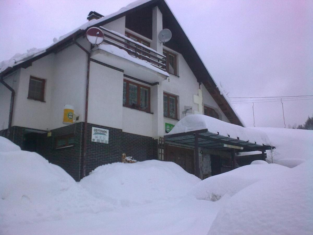 Penzion Pod Paprskem Hotel Staré Město Exterior foto